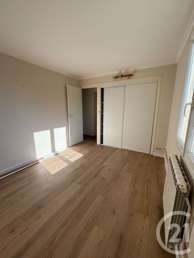Appartement F5 à vendre - 5 pièces - 81.22 m2 - NIMES - 30 - LANGUEDOC-ROUSSILLON - Century 21 Dhuoda