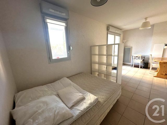 Appartement T1 à louer - 1 pièce - 28.89 m2 - NIMES - 30 - LANGUEDOC-ROUSSILLON - Century 21 Dhuoda