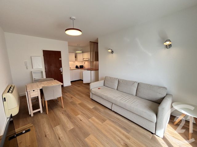 Appartement T2 à louer - 2 pièces - 33.6 m2 - NIMES - 30 - LANGUEDOC-ROUSSILLON - Century 21 Dhuoda