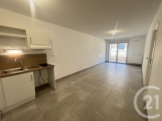 Appartement T2 à louer - 2 pièces - 51.04 m2 - NIMES - 30 - LANGUEDOC-ROUSSILLON - Century 21 Dhuoda