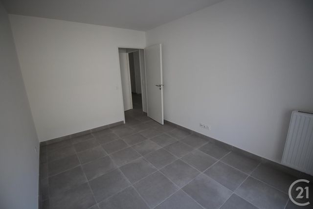 Appartement T2 à louer - 2 pièces - 51.04 m2 - NIMES - 30 - LANGUEDOC-ROUSSILLON - Century 21 Dhuoda