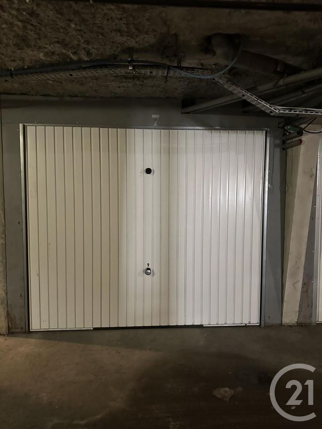 parking à louer - 15.4 m2 - NIMES - 30 - LANGUEDOC-ROUSSILLON - Century 21 Dhuoda