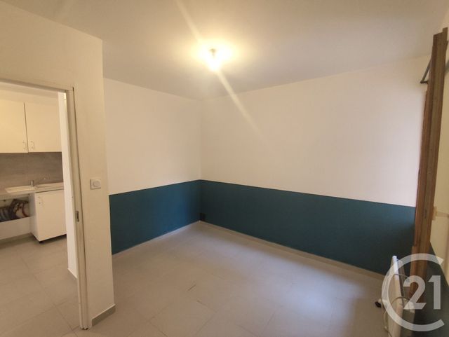 Appartement T2 à vendre - 2 pièces - 35.28 m2 - NIMES - 30 - LANGUEDOC-ROUSSILLON - Century 21 Dhuoda