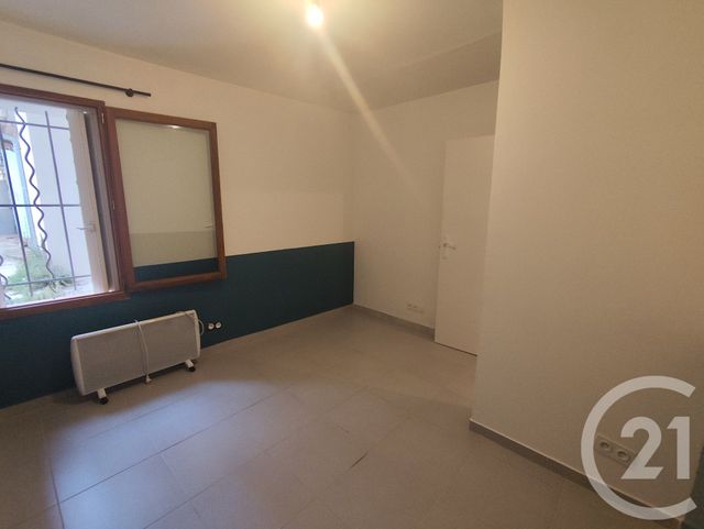 Appartement T2 à vendre - 2 pièces - 35.28 m2 - NIMES - 30 - LANGUEDOC-ROUSSILLON - Century 21 Dhuoda
