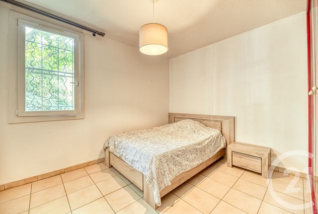 Appartement T4 à louer - 4 pièces - 81.68 m2 - NIMES - 30 - LANGUEDOC-ROUSSILLON - Century 21 Dhuoda