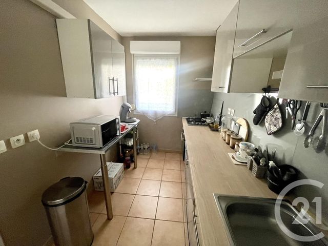 Appartement F3 à louer - 3 pièces - 65.33 m2 - NIMES - 30 - LANGUEDOC-ROUSSILLON - Century 21 Dhuoda