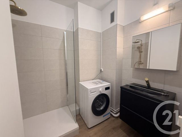 Appartement F3 à vendre - 3 pièces - 58.62 m2 - NIMES - 30 - LANGUEDOC-ROUSSILLON - Century 21 Dhuoda
