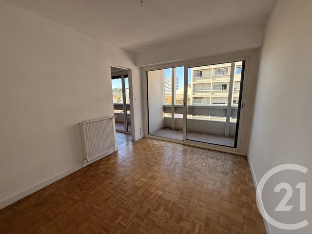 Appartement à vendre - 5 pièces - 110.92 m2 - NIMES - 30 - LANGUEDOC-ROUSSILLON - Century 21 Dhuoda