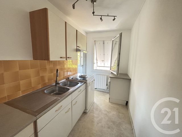 Appartement à louer - 2 pièces - 52.48 m2 - NIMES - 30 - LANGUEDOC-ROUSSILLON - Century 21 Dhuoda