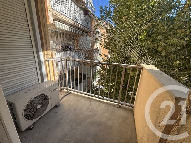 Appartement à louer - 2 pièces - 52.48 m2 - NIMES - 30 - LANGUEDOC-ROUSSILLON - Century 21 Dhuoda