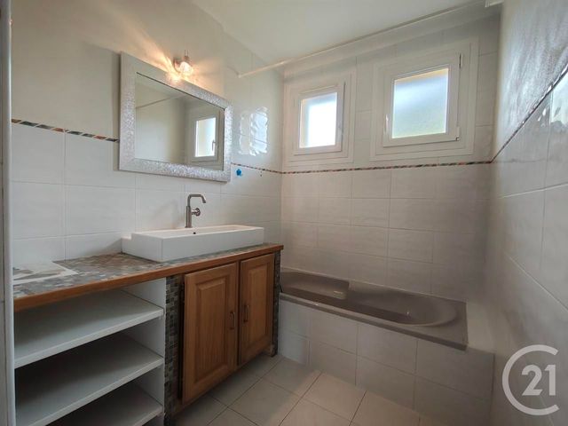 Appartement F3 à vendre - 3 pièces - 66.0 m2 - NIMES - 30 - LANGUEDOC-ROUSSILLON - Century 21 Dhuoda
