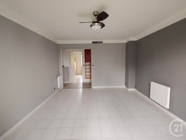 Appartement F3 à vendre - 3 pièces - 66.0 m2 - NIMES - 30 - LANGUEDOC-ROUSSILLON - Century 21 Dhuoda